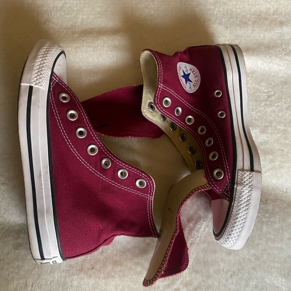 🍇 Converse sneaker 👟